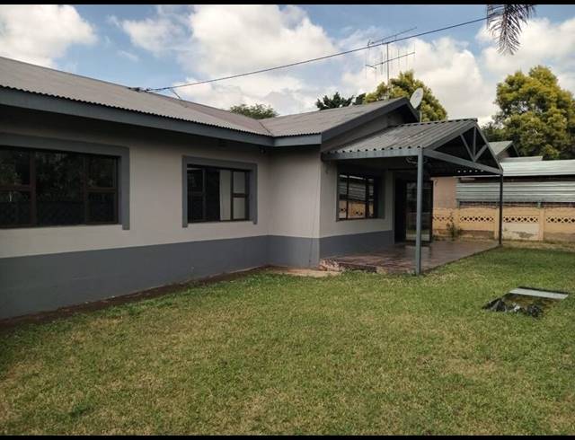 3 BEDROOM HOUSE FOR SALE IN HERMANSTAD